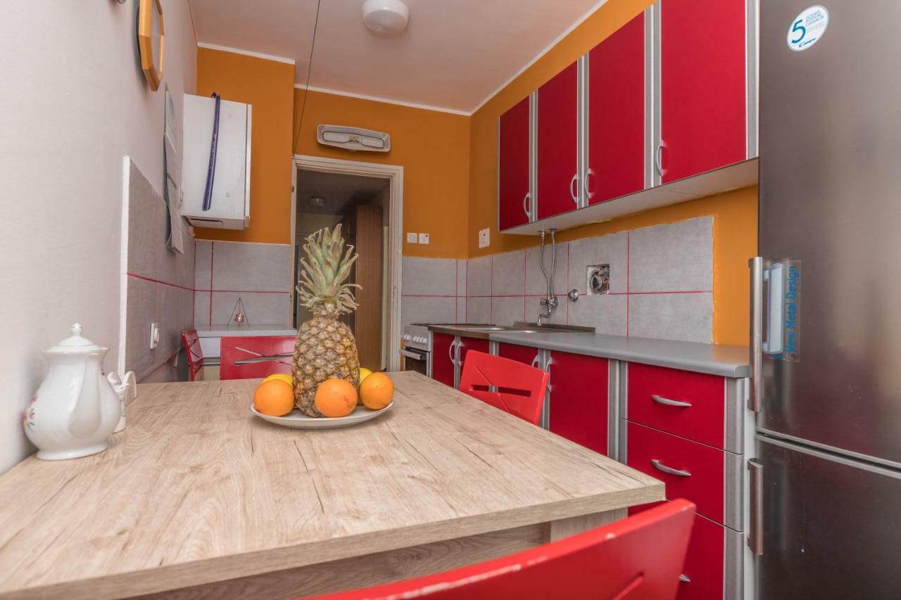 Apartment Center Цриквеница Экстерьер фото